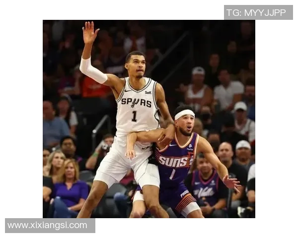 2007年NBA季后赛马刺与太阳的经典对决回顾与分析